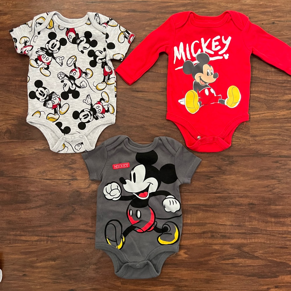 7pc Disney Baby Bundle